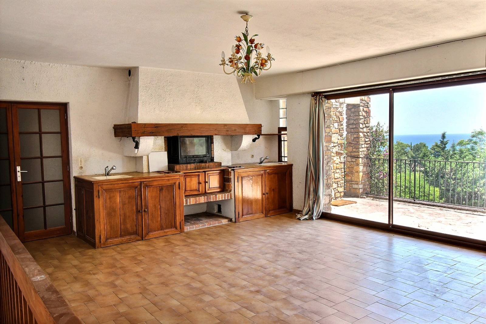 Salle à manger vue er