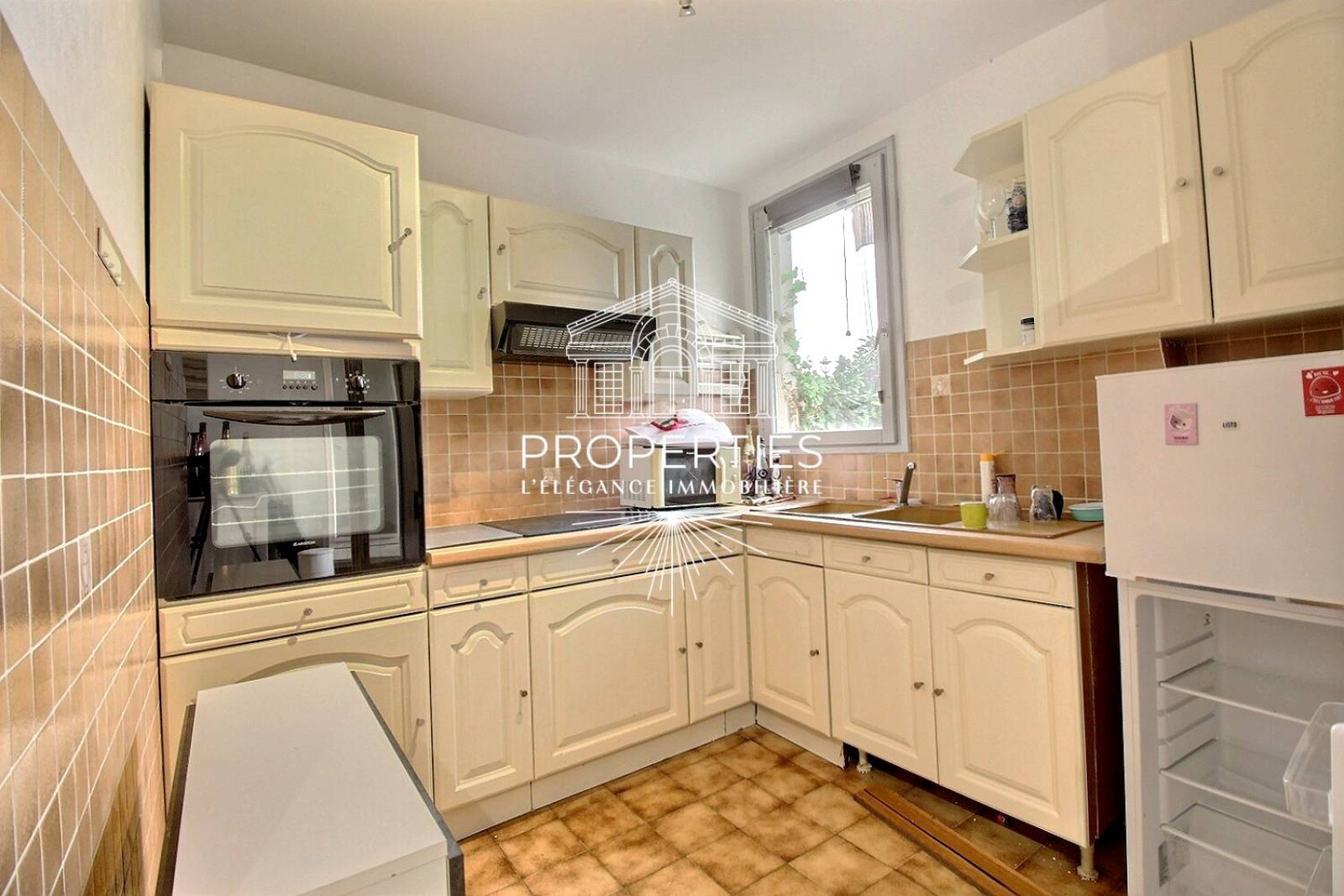 OPPORTUNITÉ – La Londe-les-Maures – Studio avec jardin 28 m² plein Sud