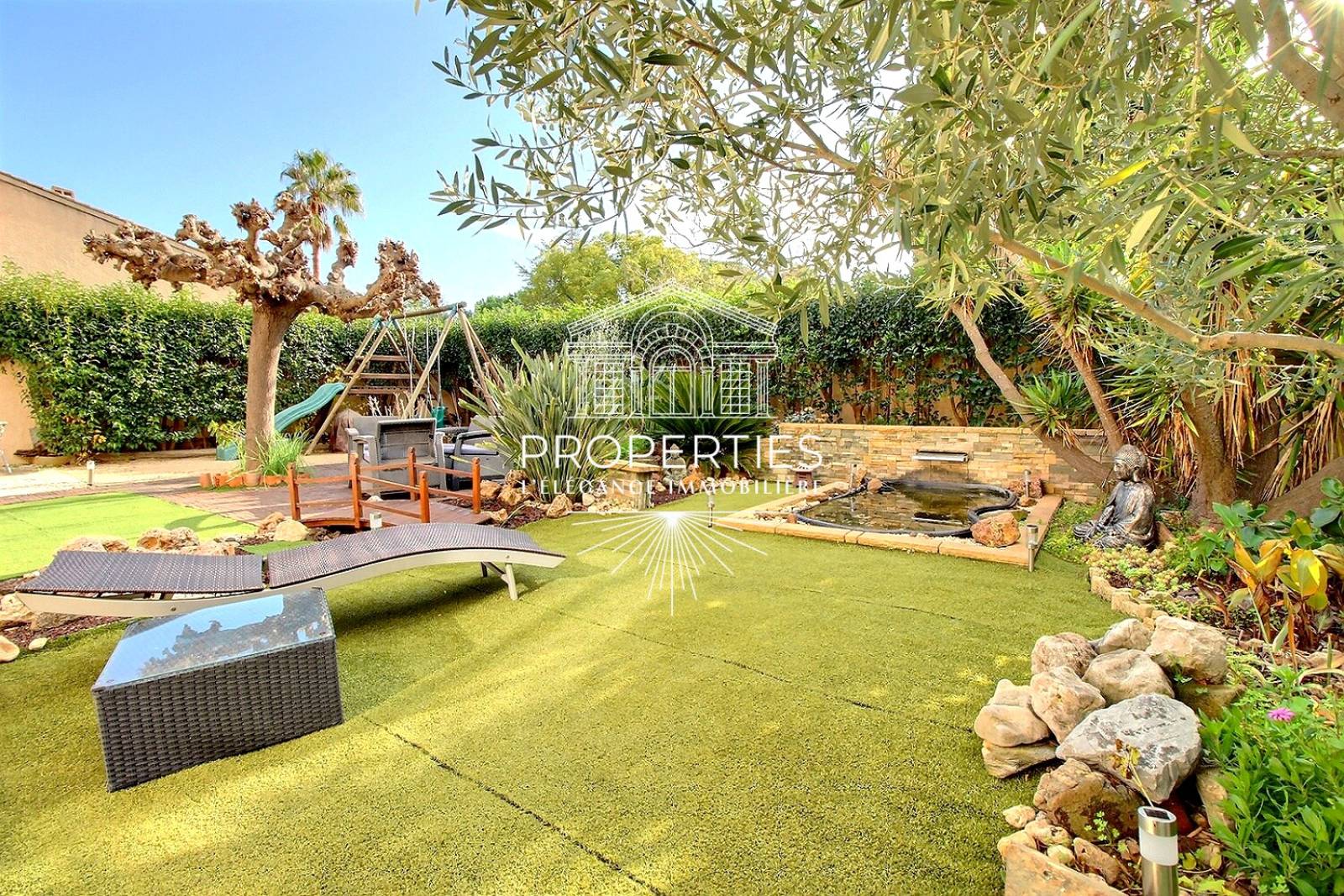 À VENDRE maison au fort potentiel avec dépendance aménageable dans environnement résidentiel paisible