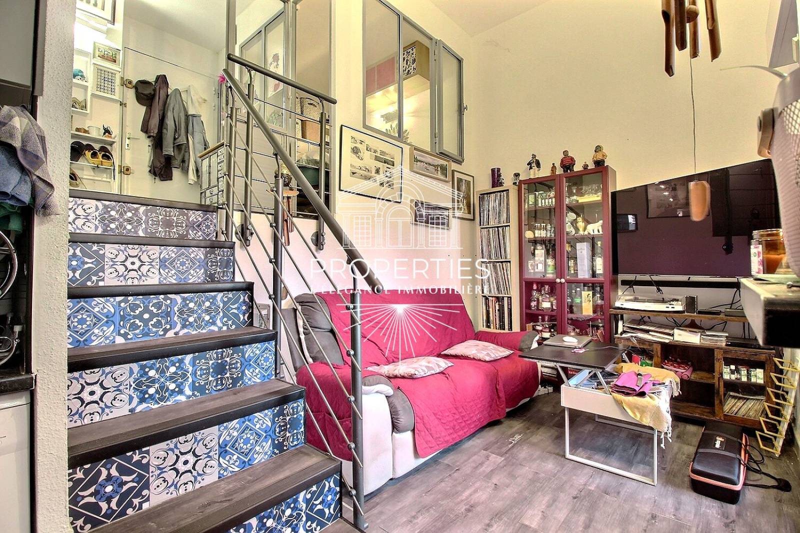 Proposé à la vente appartement idéal pied-à-terre avec accès plage privatif à La Londe-les-Maures