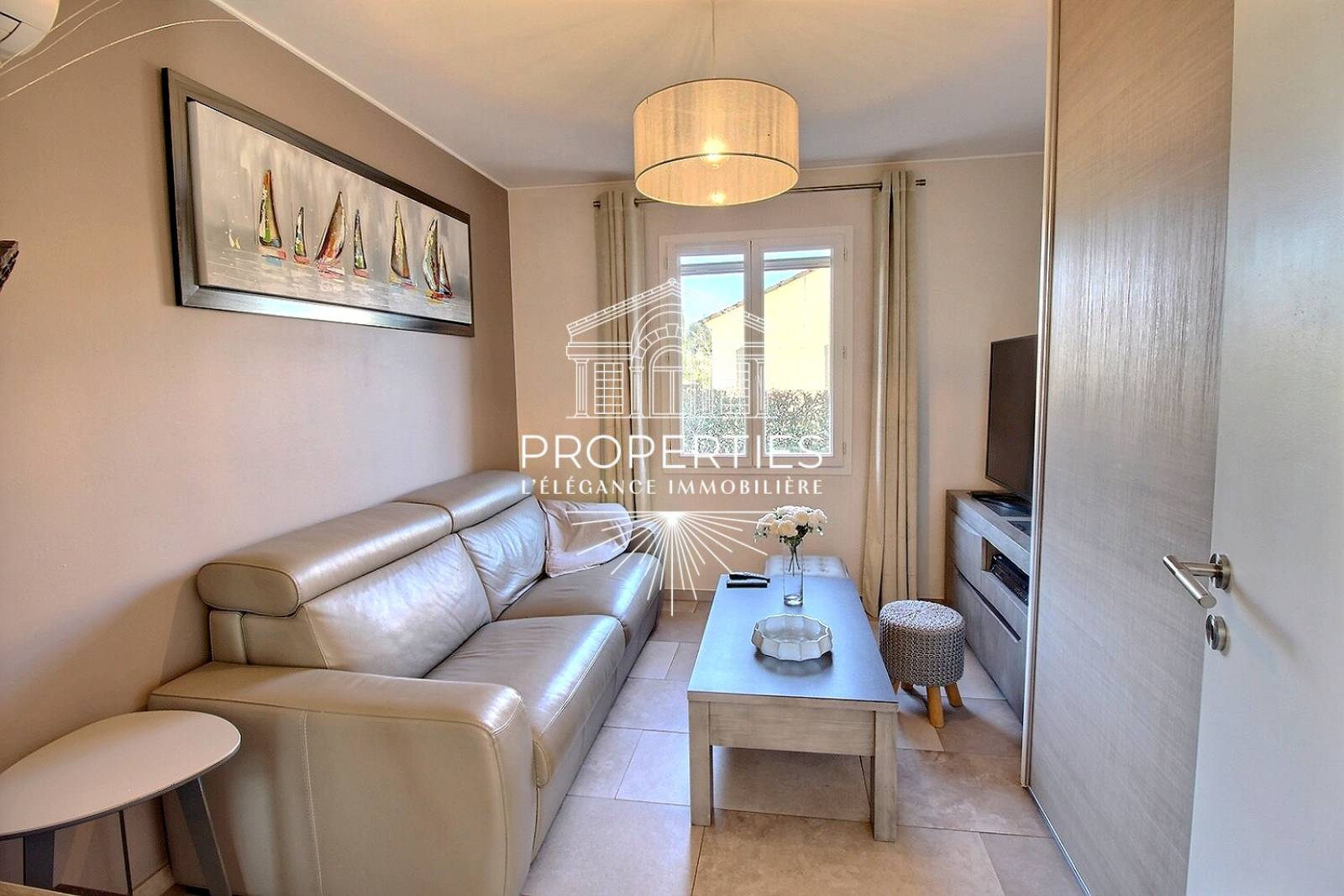 Opportunité rare à Bormes-les-Mimosas, maison de 90 m² de plain-pied sur terrain plat