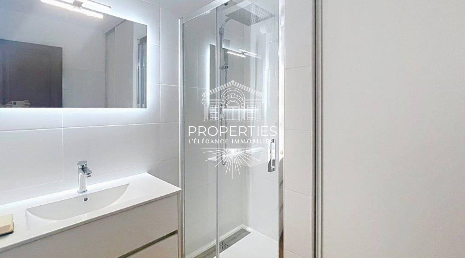 À vendre Le Lavandou appartement T2 idéal résidence secondaire ou investissement locatif