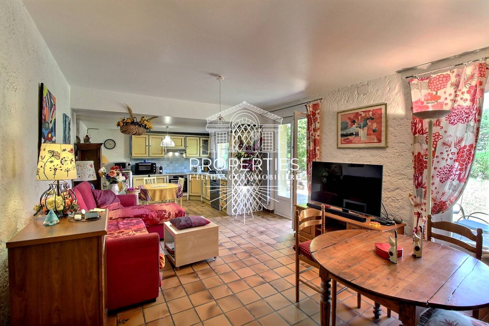 Charmante maison avec espace bureau et cachet authentique à Bormes-les-Mimosas