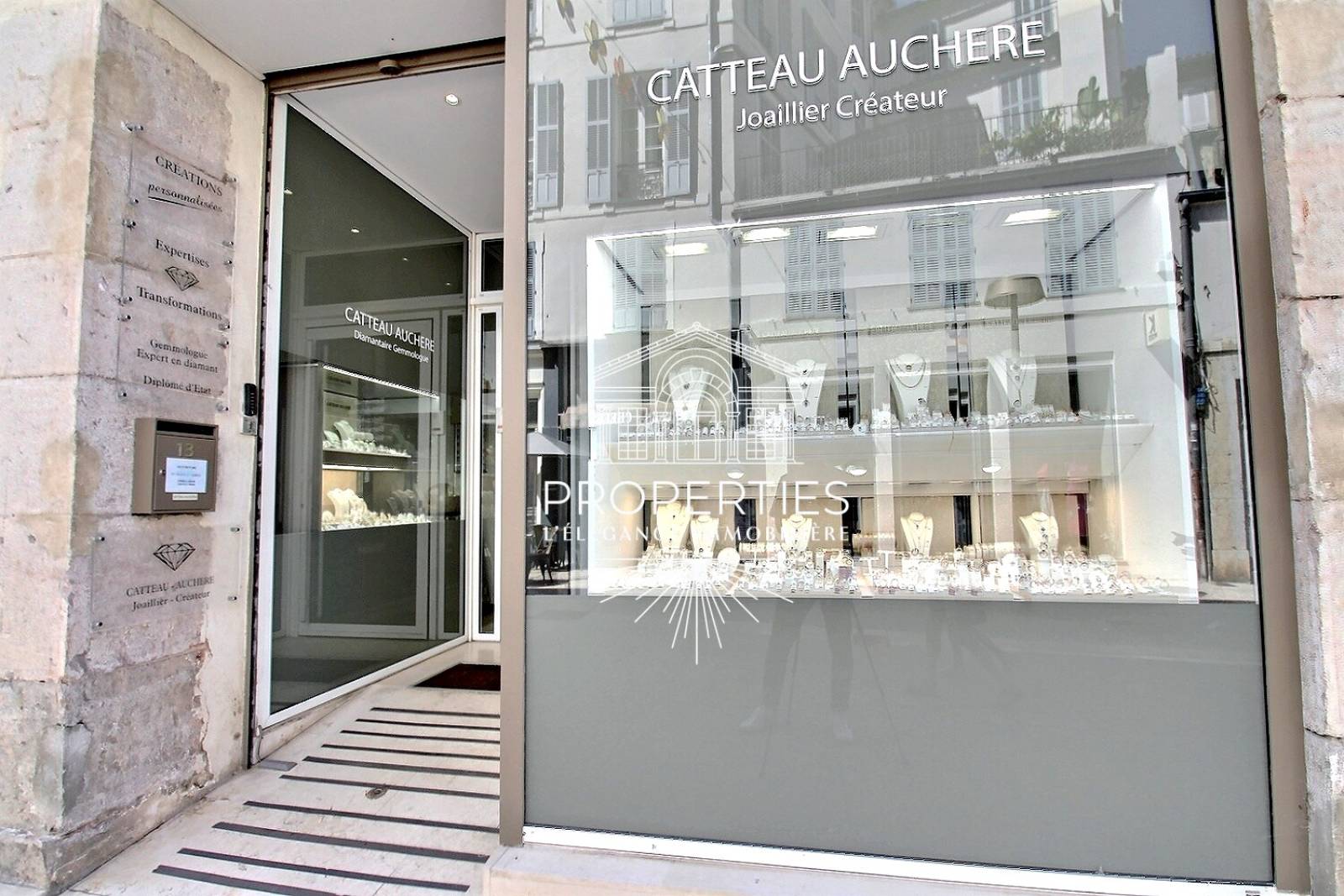 Hyères centre-ville – Joaillerie-bijouterie d'exception sur emplacement n°1 avec plus de 40 ans de notoriété