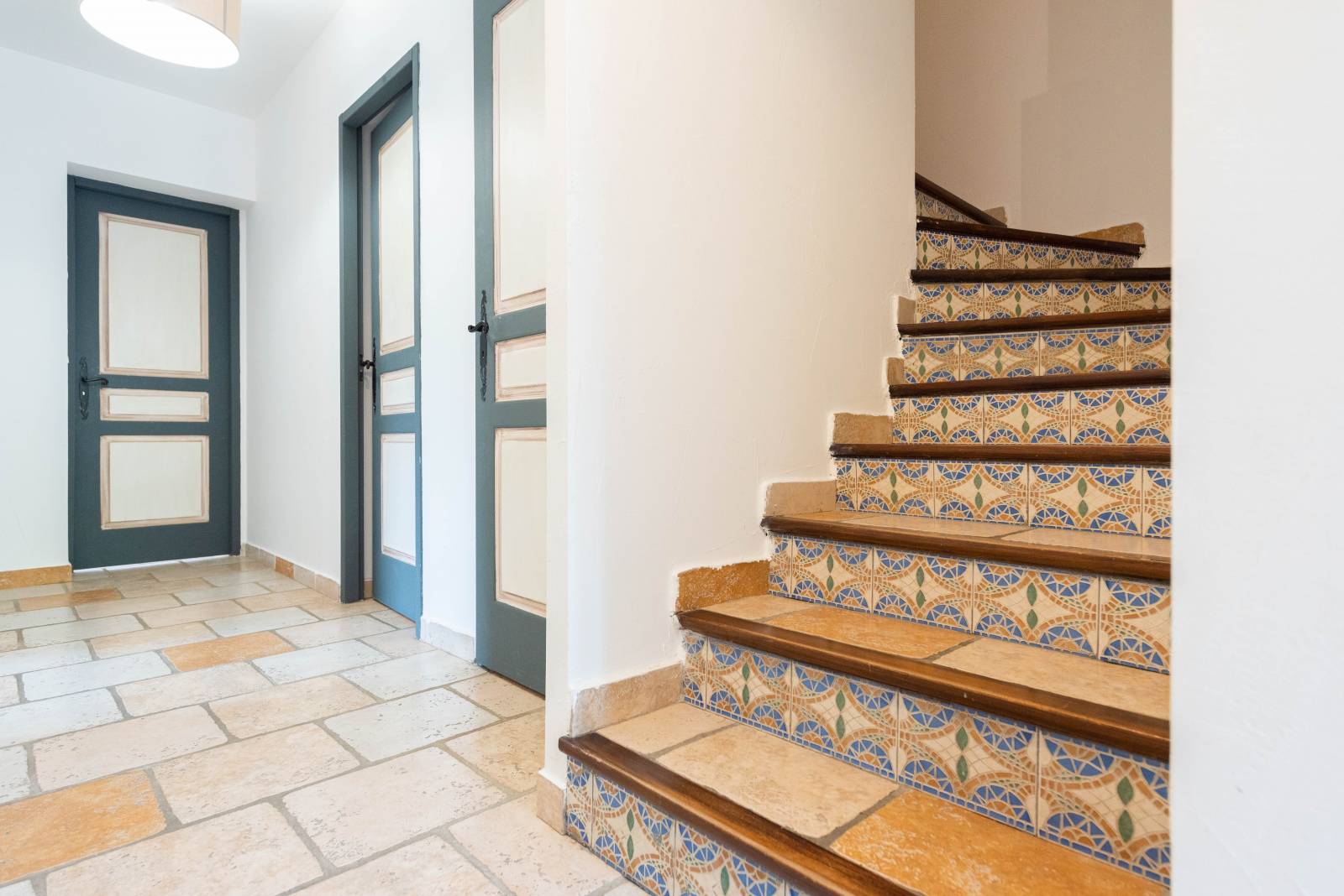 BELLE MAISON AVEC PISCINE POOL HOUSE ET STUDIO INDÉPENDANT HYÈRES  