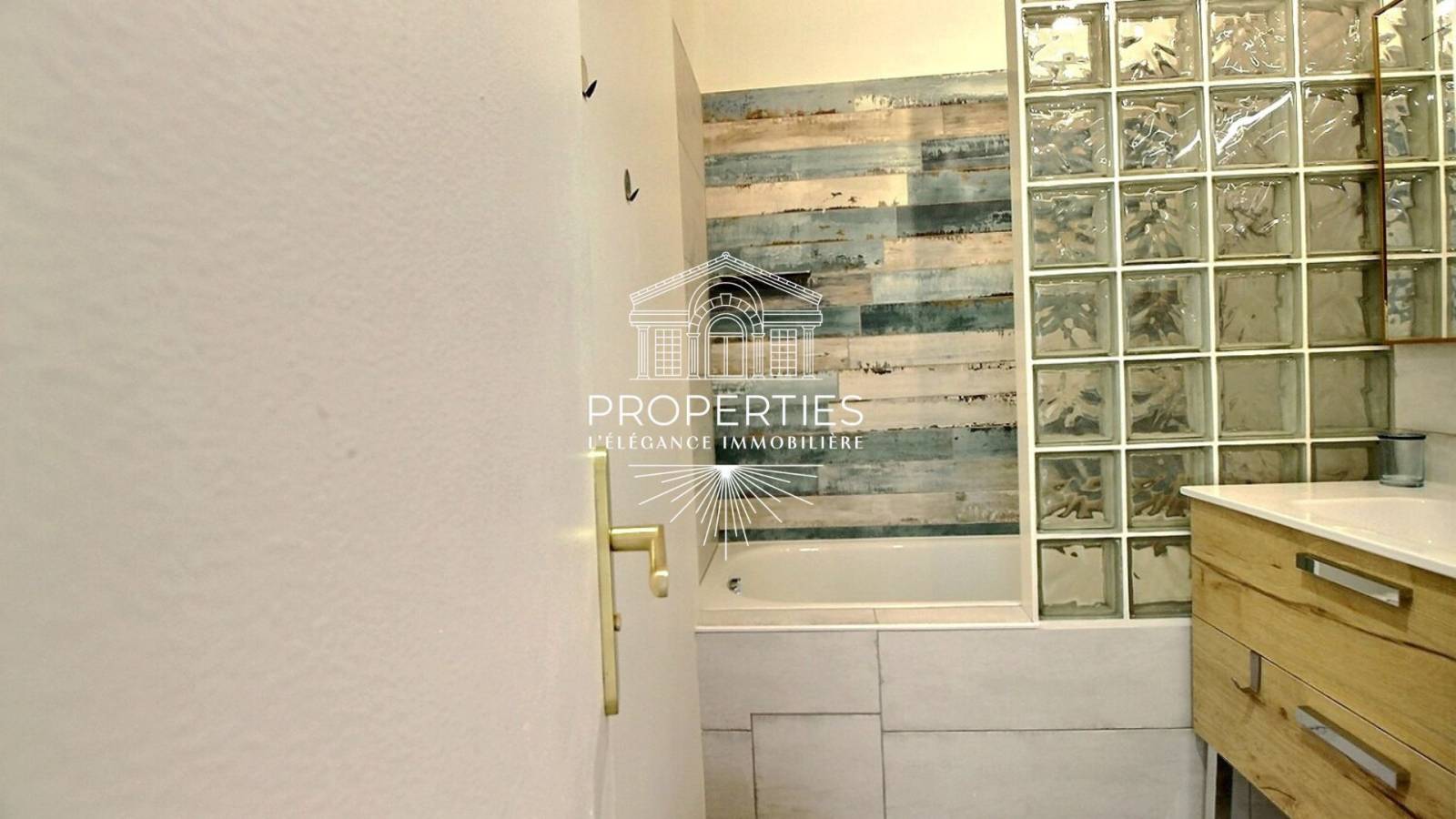 Location appartement lumineux proche des plages de Bormes les Mimosas