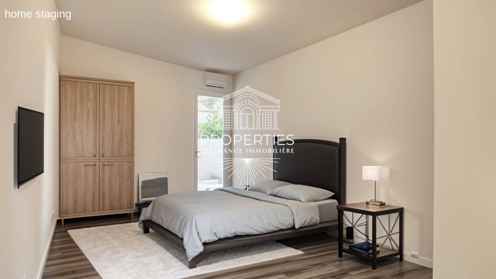 À acquérir au Lavandou, beau T2 de 2019 avec ascenseur, terrasse agréable, piscine et stationnement privatif.