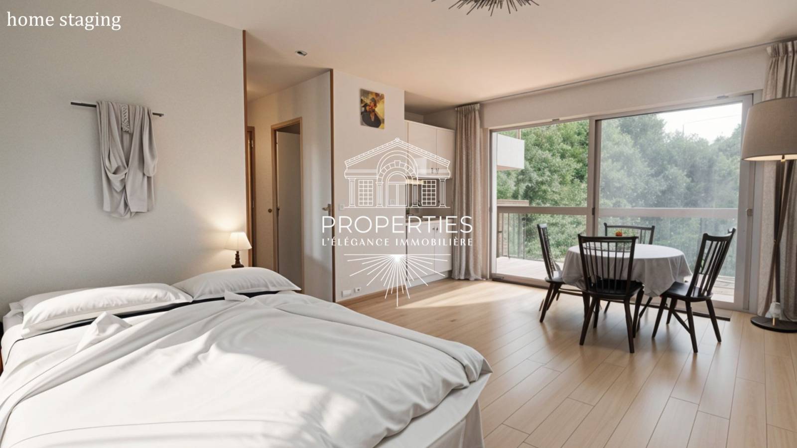 À céder,  studio lumineux avec terrasse plein sud au Lavandou, proche plages, commerces, calme et garage possible