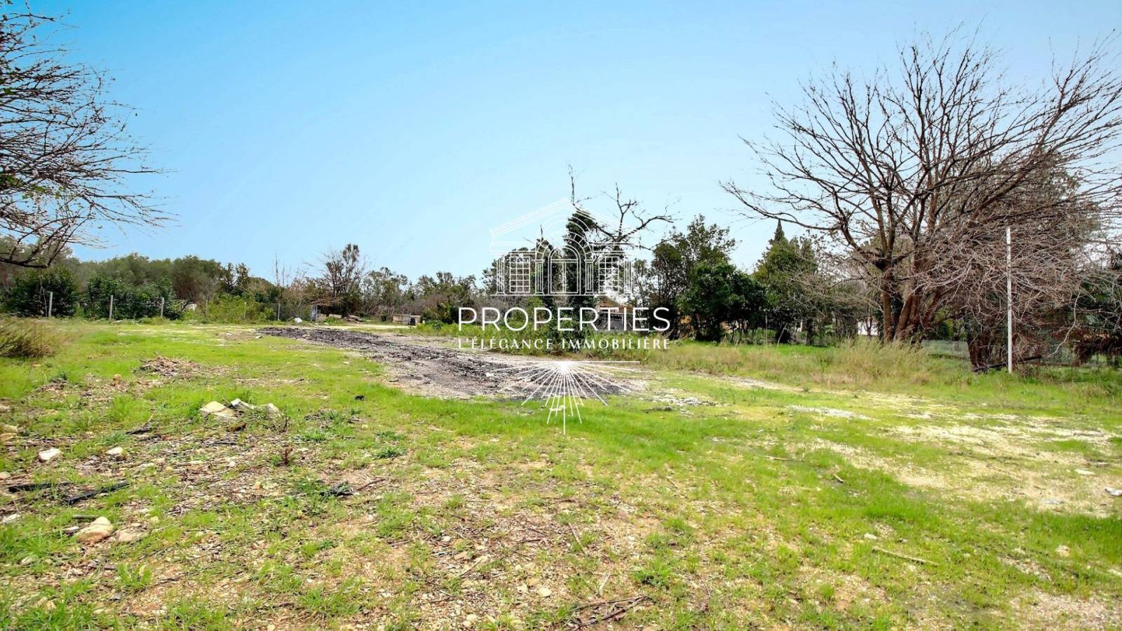 La Farlède à vendre deux maisons 