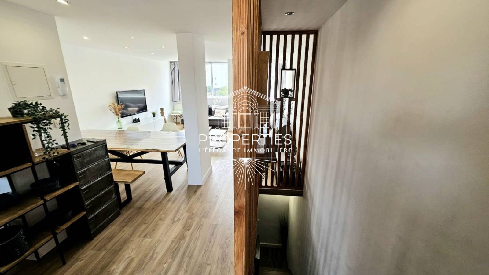 Au Lavandou grand T5 dans résidence proches plages et commodités