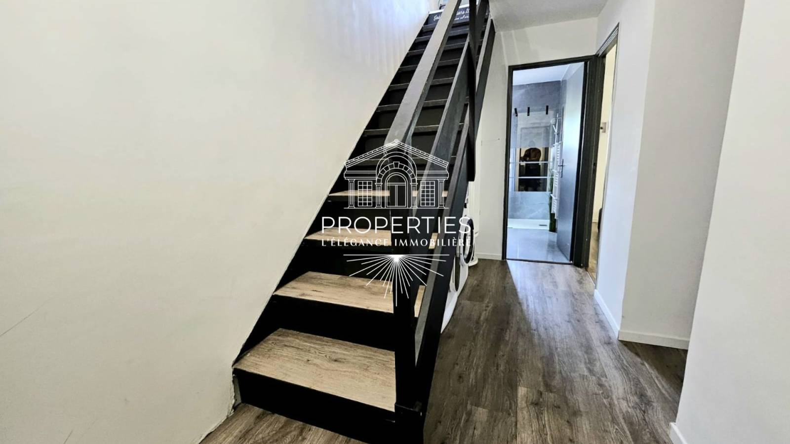 Au Lavandou grand appartement en duplex dans résidence 