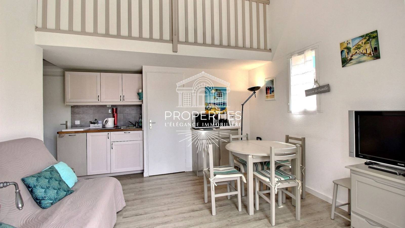 A vendre mazet en duplex au Lavandou