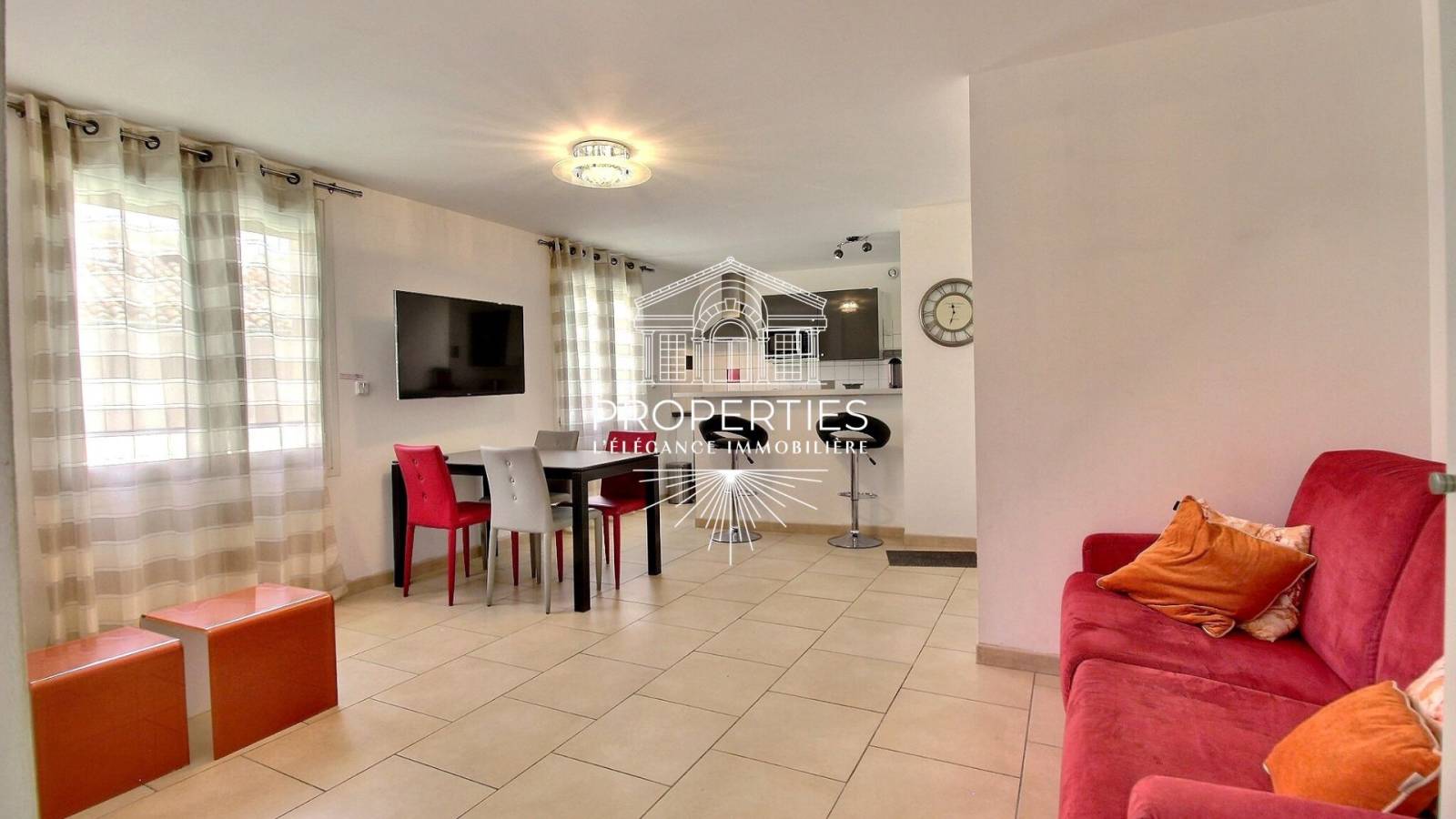 Appartement à la vente de Type 2, d'une surface de  50m² au Lavandou