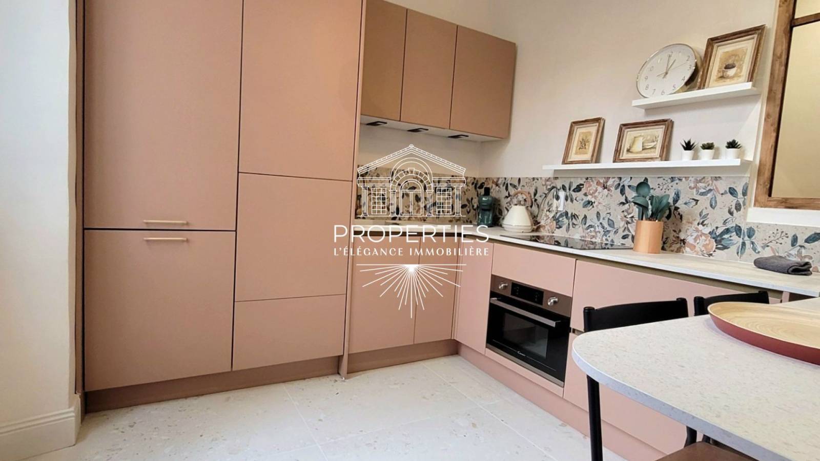 A la vente beau T2 avec aucun travaux à prévoir sur Hyères 