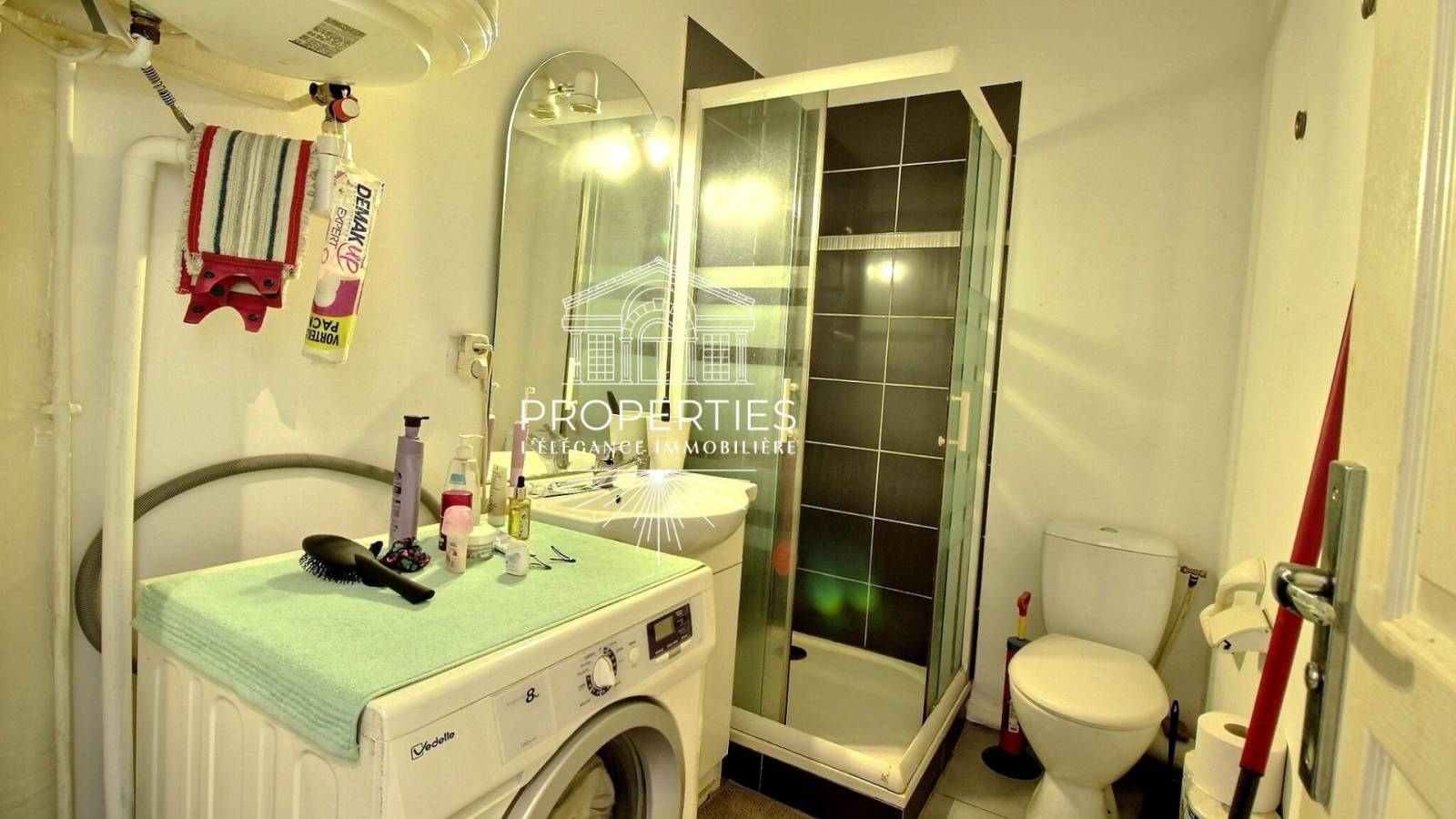 À saisir appartement T2 exposé sud à La Favière, , résidence fermée à deux pas des plages