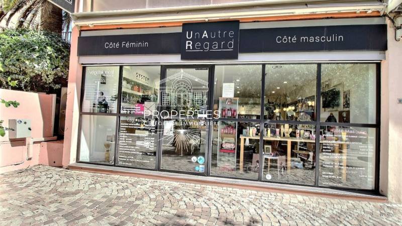 Cession de bail tous commerces au Lavandou sur emplacement n°1 avec forte visibilité