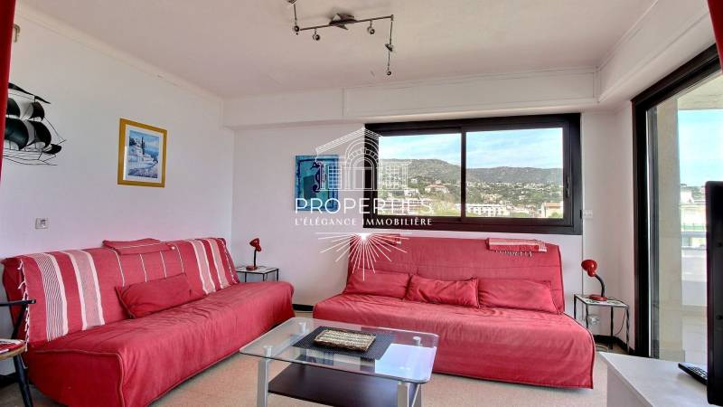 à vendre T4 au Lavandou avec vue mer 